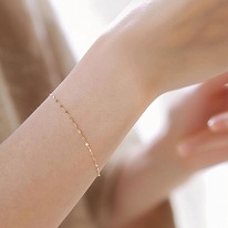 【SALE価格】<br />
K18 ペタルチェーン<br />
ブレスレット No.15