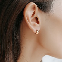 K18 <br />
シャインムーンピアス No.160