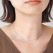 Pt850 ツイストチェーン<br />
ネックレス No.193